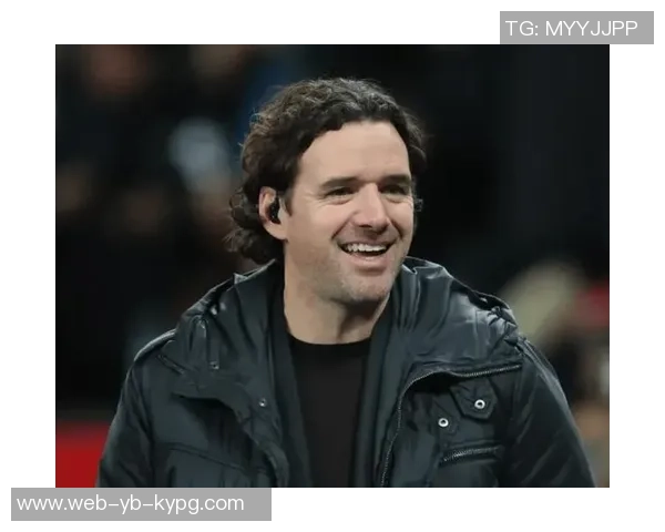 哈格里夫斯称赞曼联防守出色进攻能力依旧强劲